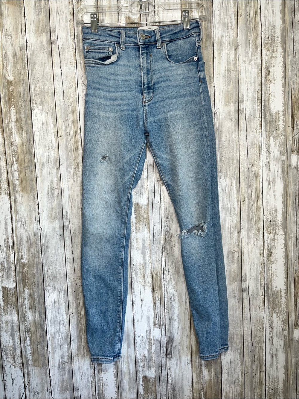 Zara High Rise Distressed Skinny Jeans Light Wash Raw Hem Size 4